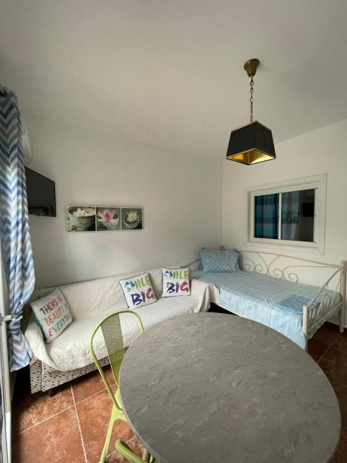 Maria Apartments เนอา คาร์วาลี ภายนอก รูปภาพ
